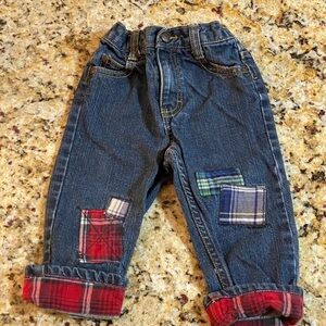 VNTG osh kosh b’gosh 18 months jeans with patches‎